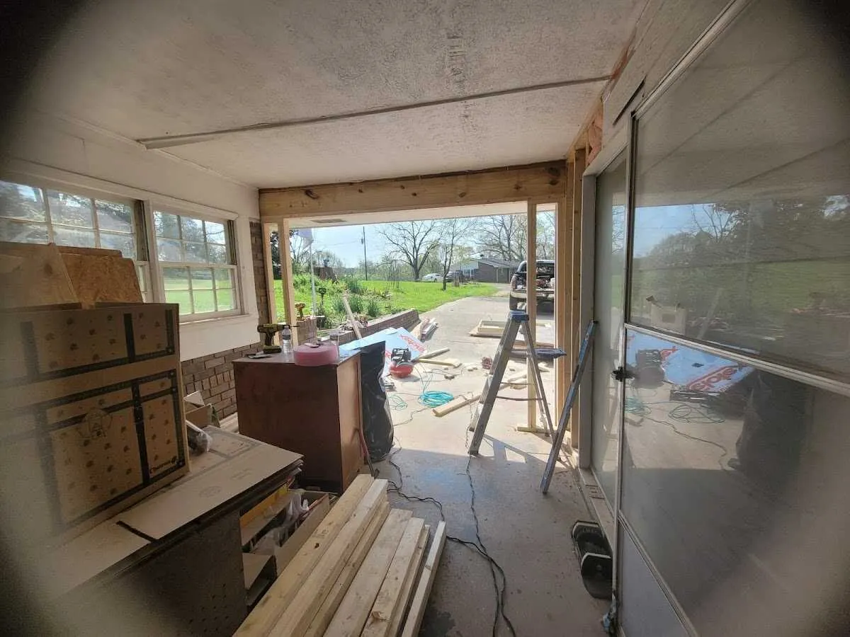 Air movers and dehumidifier for Water Mitigation Services in Fruitland